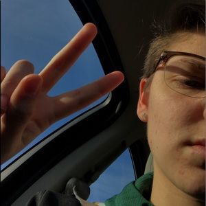 Meet your Posher, Carly